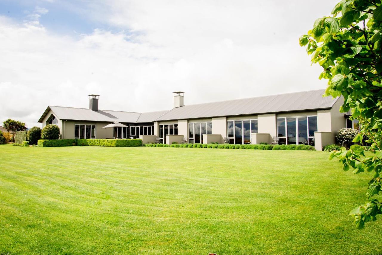Dunluce Boutique B&B テアナウ エクステリア 写真