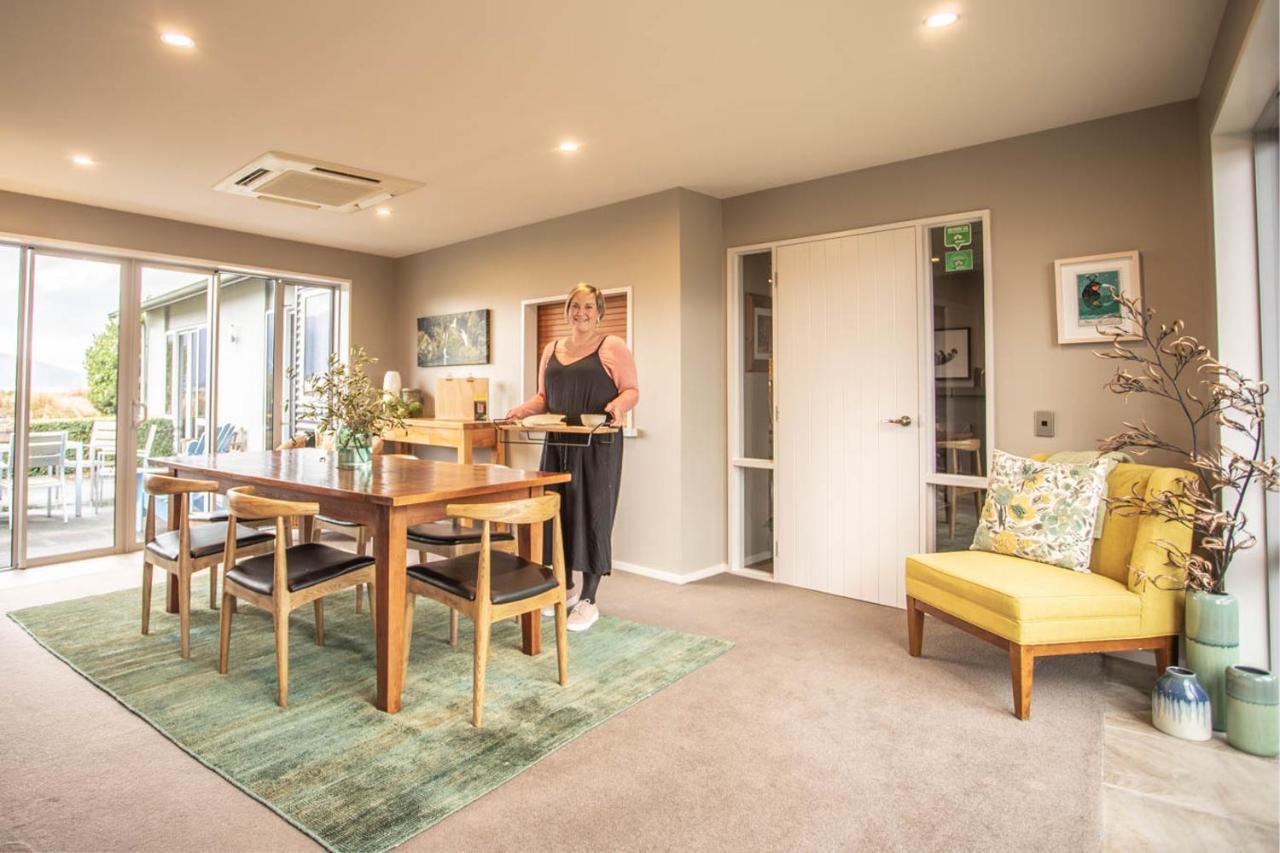Dunluce Boutique B&B テアナウ エクステリア 写真